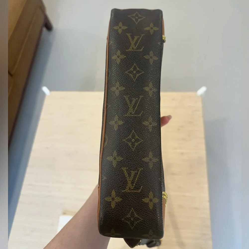 Custom LV Compiegne converted crossbody 💎